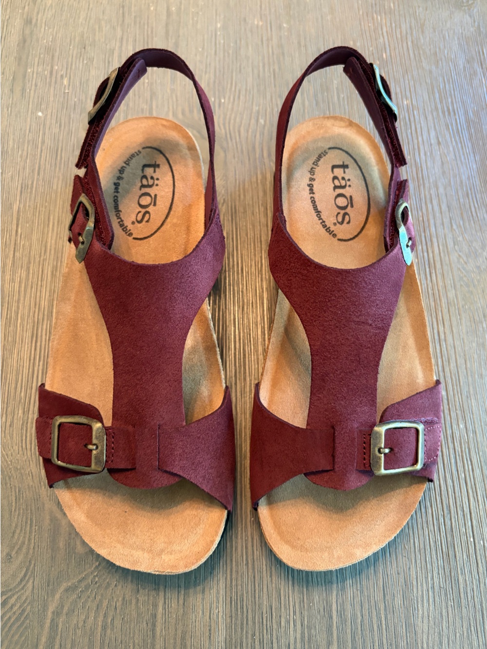 Brand New with Box Taos MVP Leather Sandal in Bordeaux Suede Size 7 US